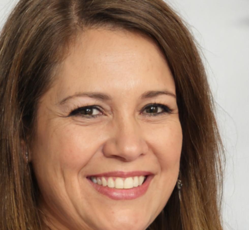 Retrato de Elena Vásquez, directora de proyectos tecnológicos